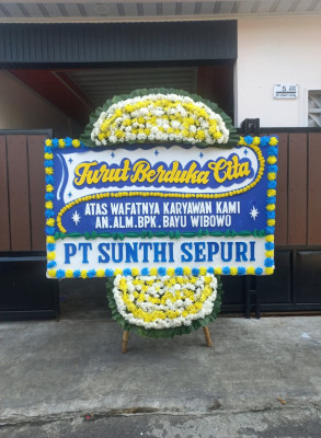 Papan Bunga Duka di Kairatu Barat