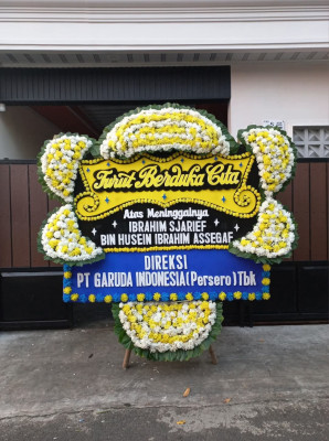 Papan Bunga Duka di Kairatu Barat